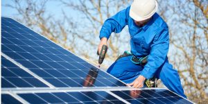 Installation Maintenance Panneaux Solaires Photovoltaïques à La Doree